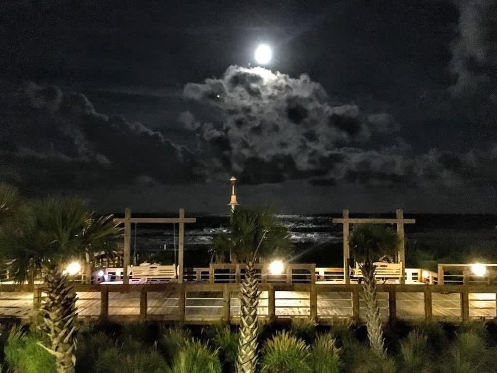 Beach Harbour 17 At The Cb Boardwalk Walk To Everything! カロライナビーチ エクステリア 写真